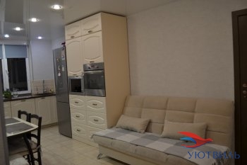Трехкомнатная квартира на Крупносортщиков в Асбесте - asbest.yutvil.ru