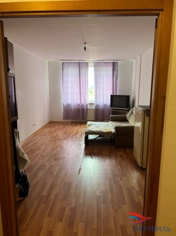 Отличная комната в 3-комнатной квартире в Асбесте - asbest.yutvil.ru